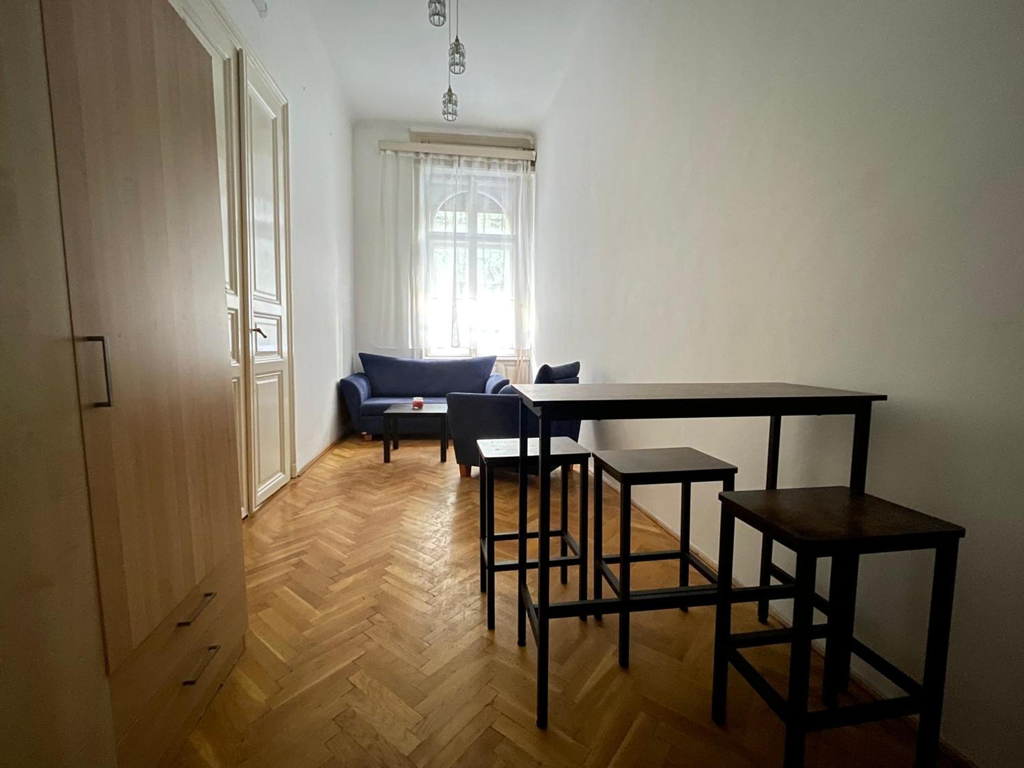 Central Stay Near Urania Budapest Extérieur photo